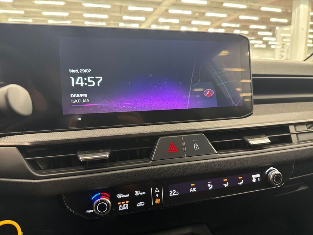 Kia Stonic 2026 Musta