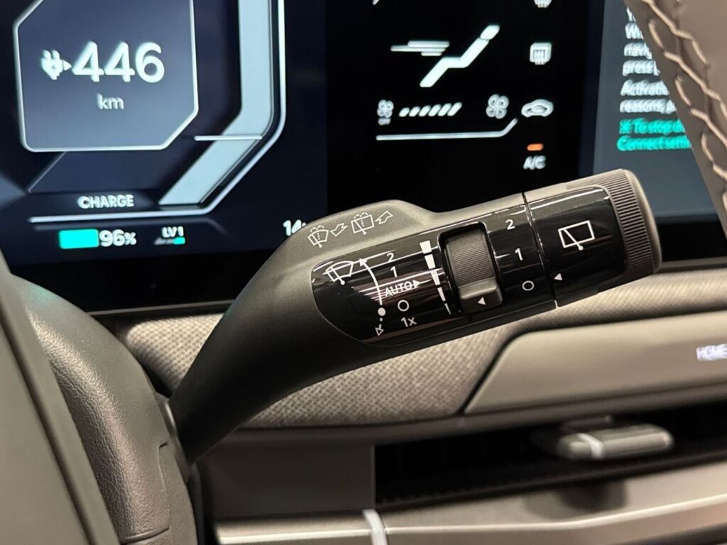 Kia EV3 2027 Harmaa