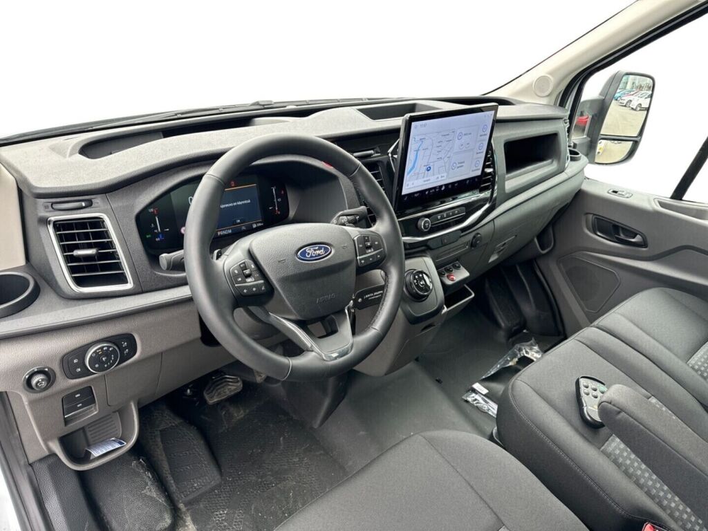 Ford Transit 2026 Frozen White