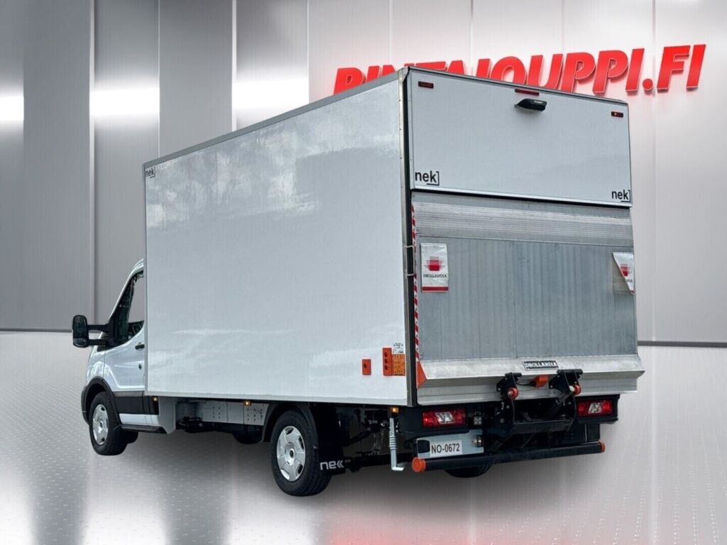 Ford Transit 2026 Frozen White