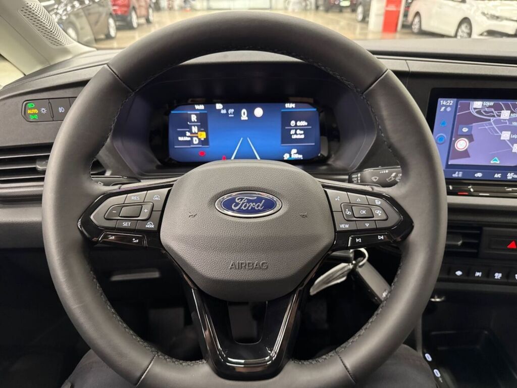 Ford Transit Connect 2026 Musta