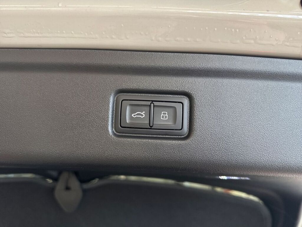Audi S6 e-tron 2025 Ruskea (beige)