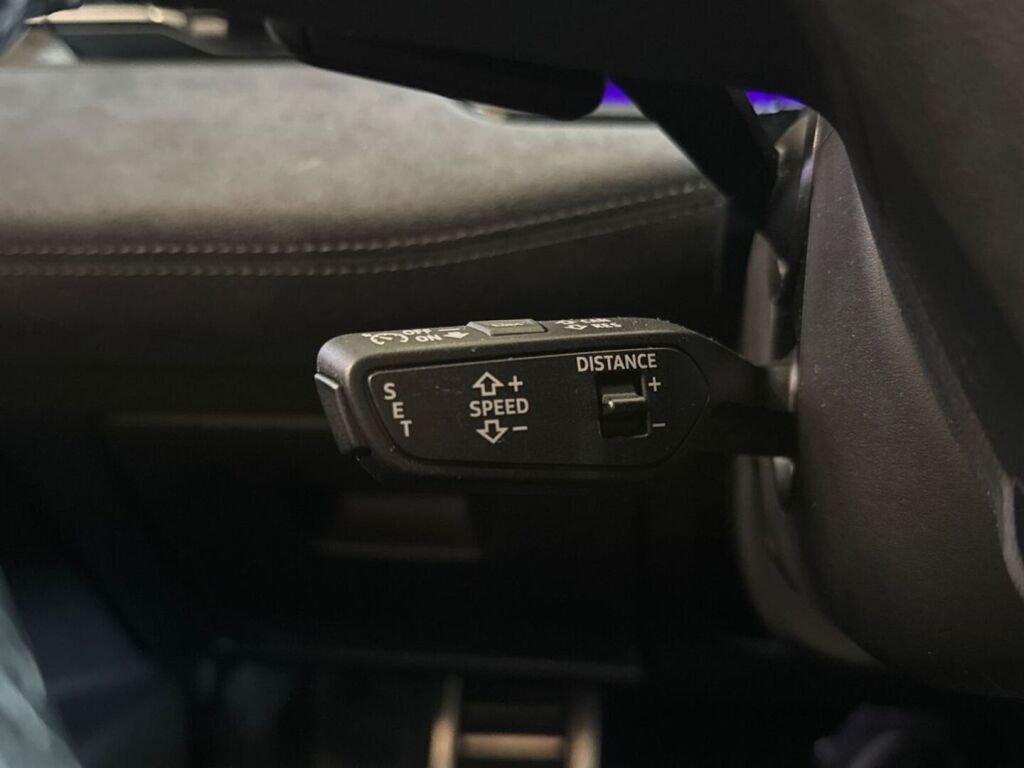 Audi S6 e-tron 2025 Ruskea (beige)