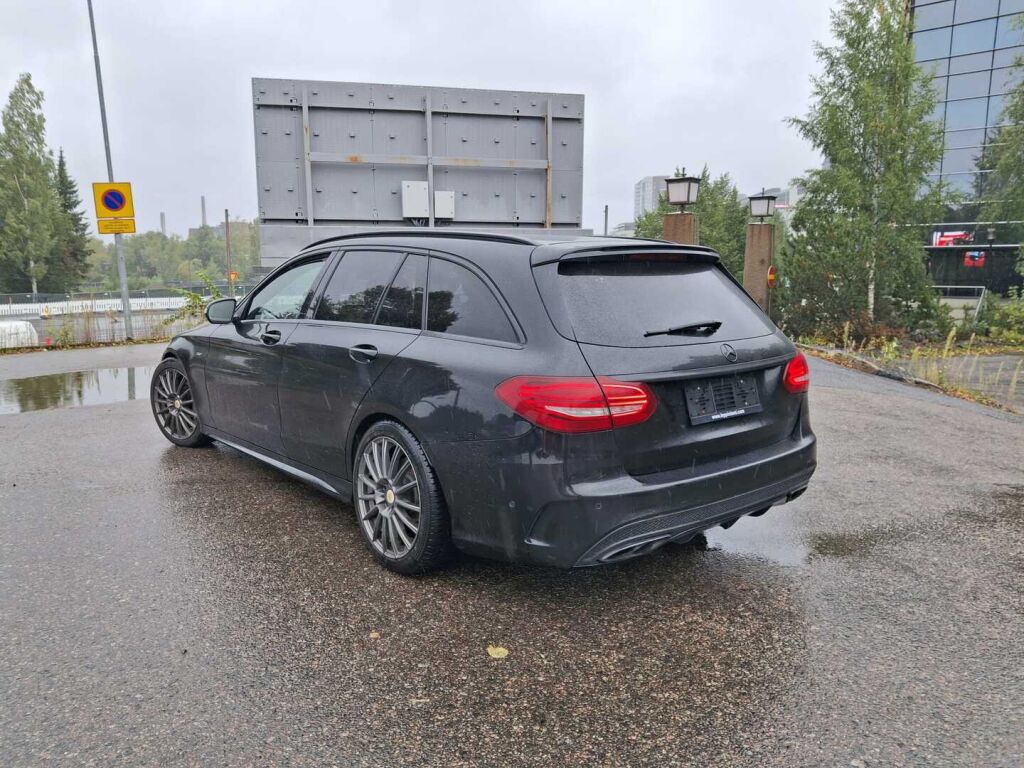 Mercedes-Benz C 43 AMG 2016 Musta