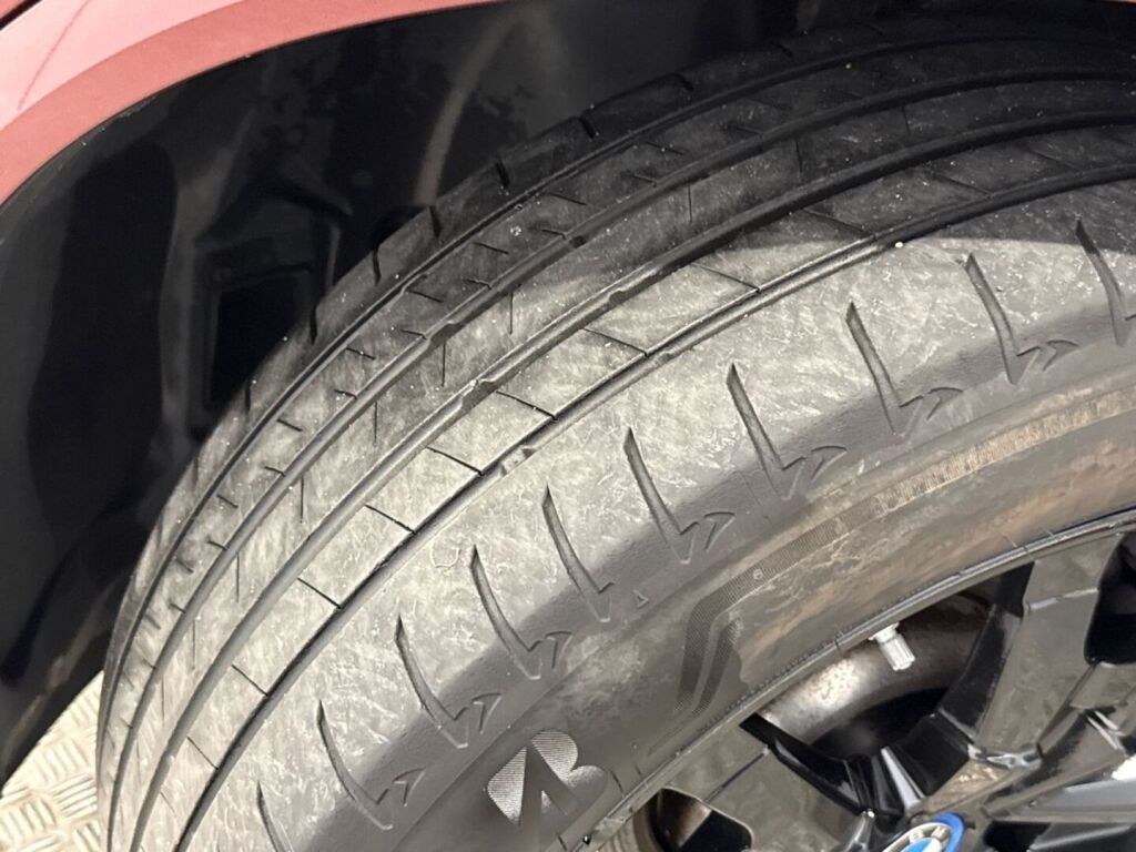 BMW iX3 2023 
