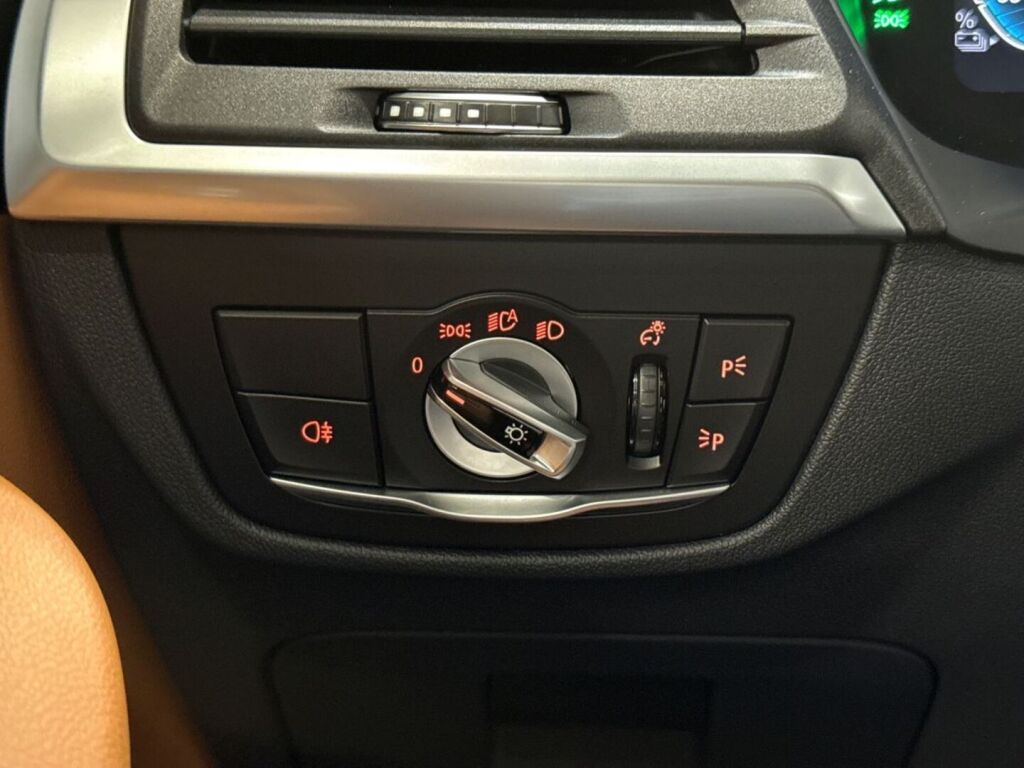 BMW iX3 2023 
