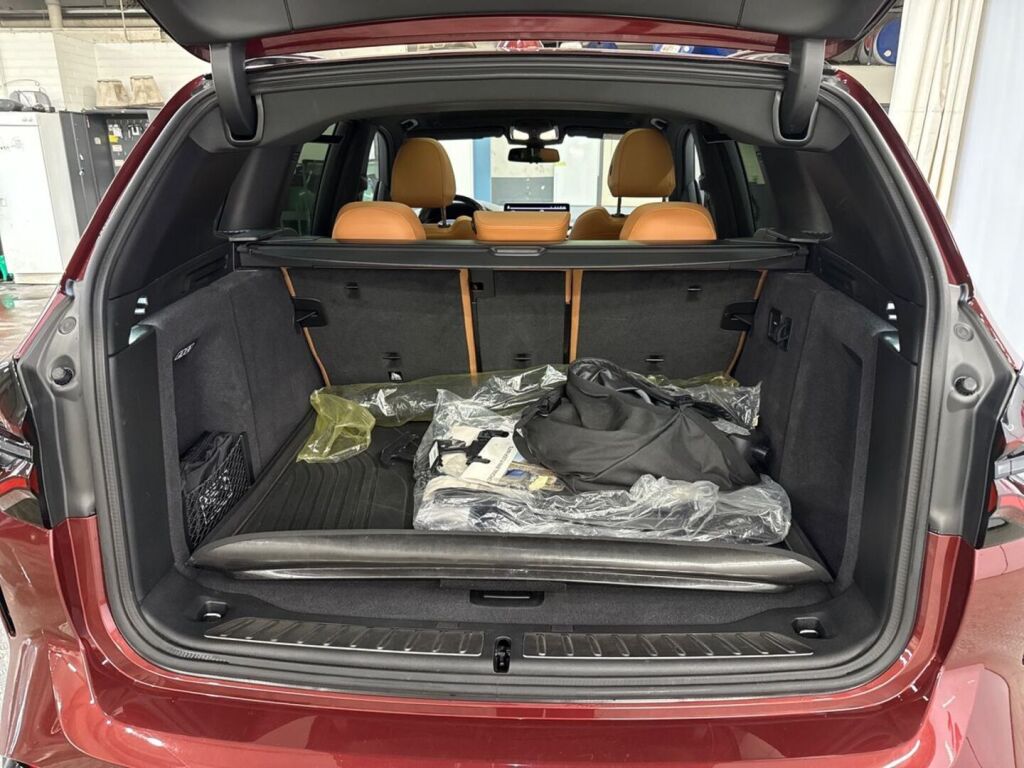 BMW iX3 2023 