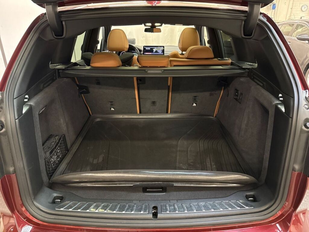 BMW iX3 2023 