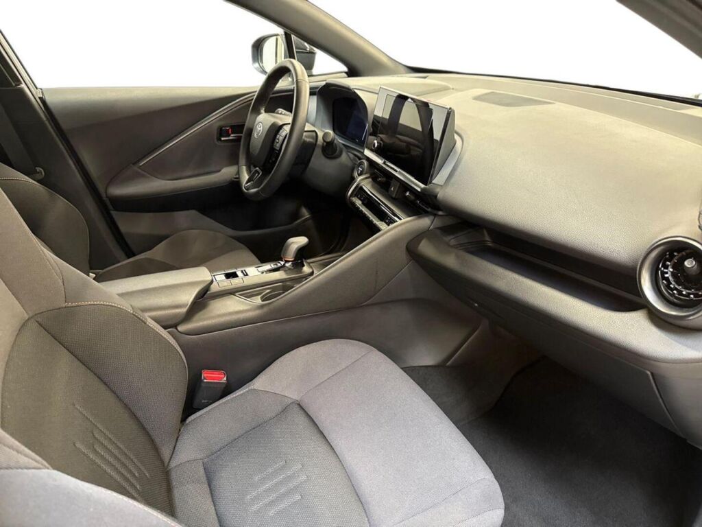 Toyota C-HR 2025 met.hopea