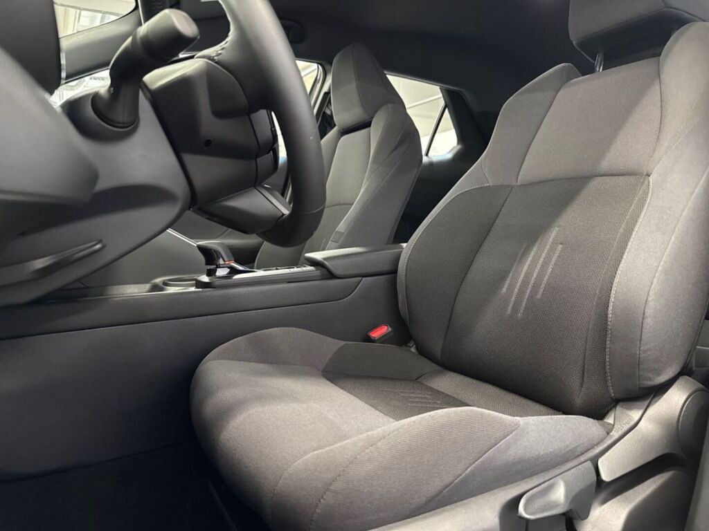 Toyota C-HR 2025 met.hopea