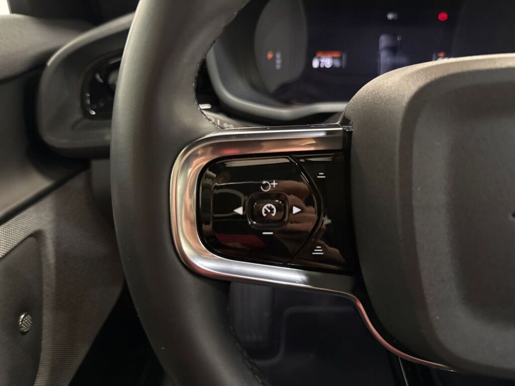 Polestar 2 2024 Space