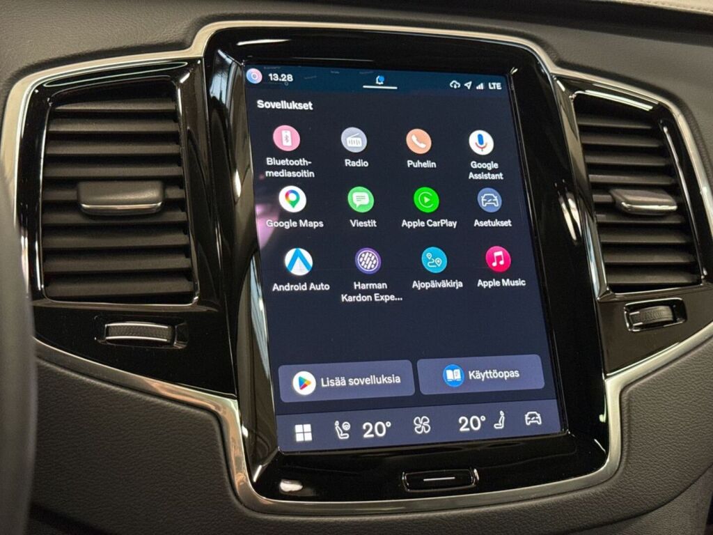 Volvo XC90 2023 