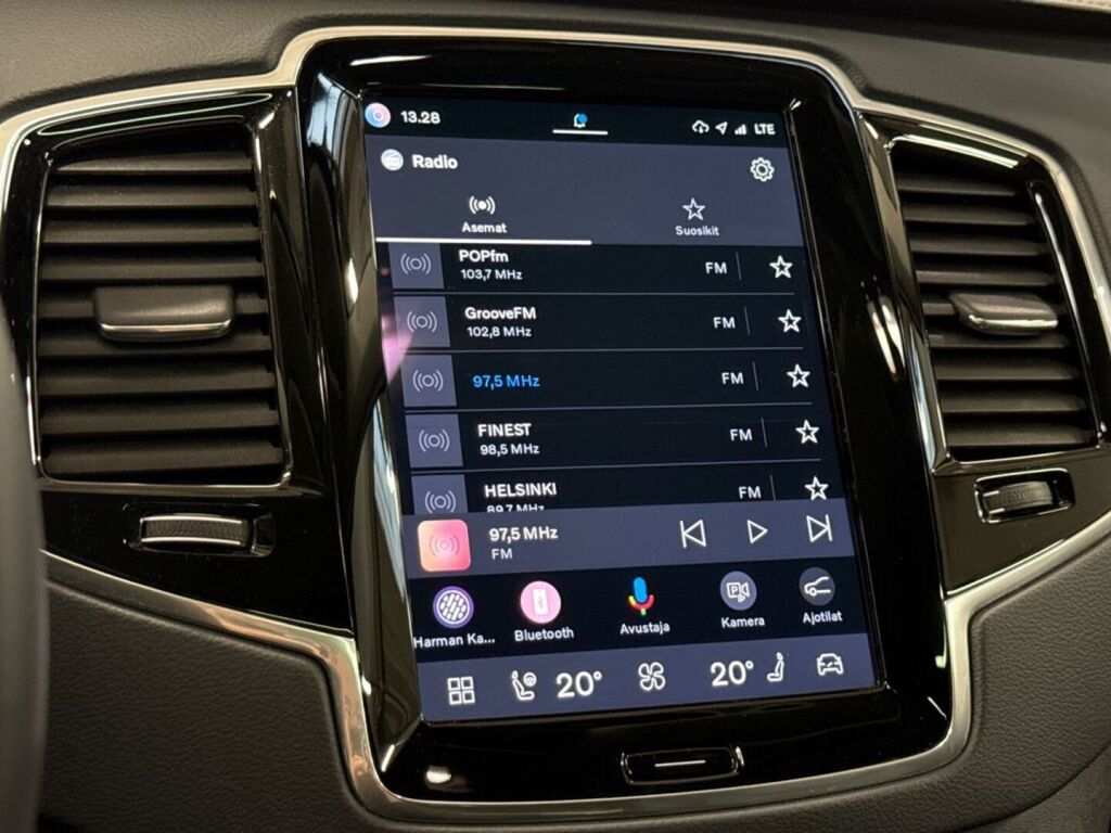 Volvo XC90 2023 