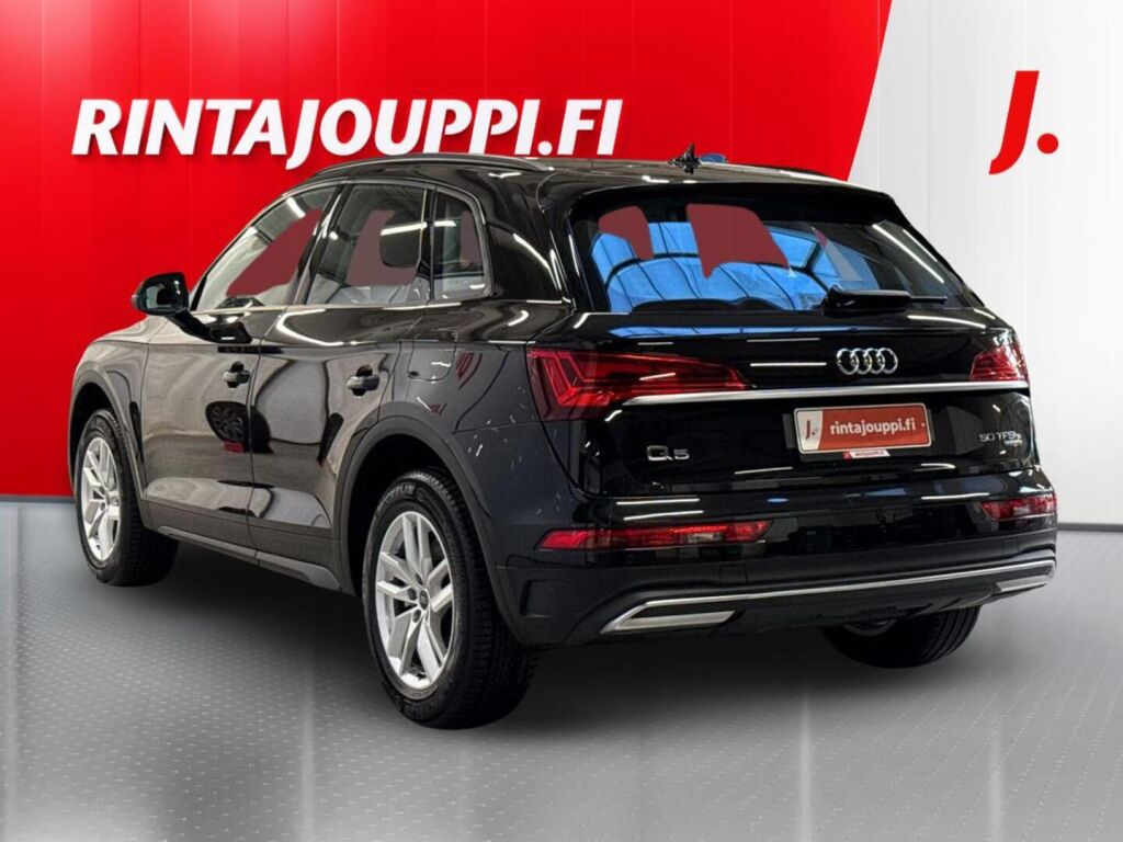 Audi Q5 2024 Mythos Black Metallic