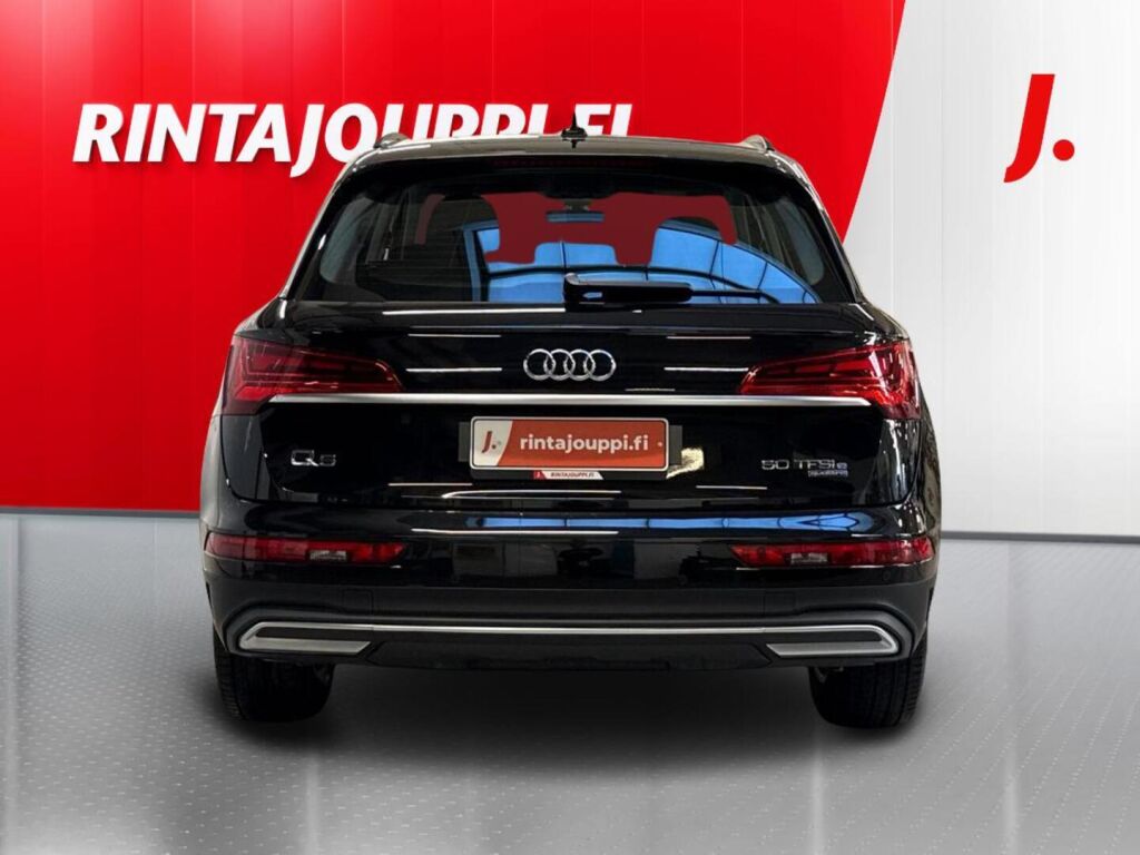 Audi Q5 2024 Mythos Black Metallic