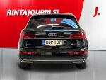 Audi Q5 2024 Mythos Black Metallic