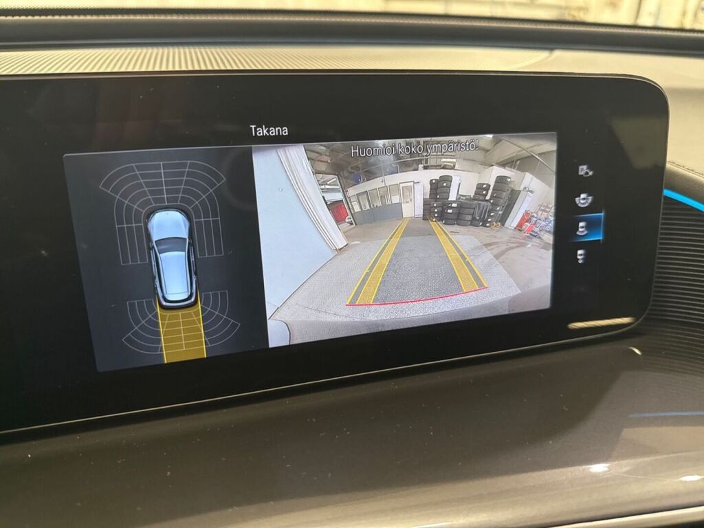 Mercedes-Benz EQC 2023 Kavansiitinsininen