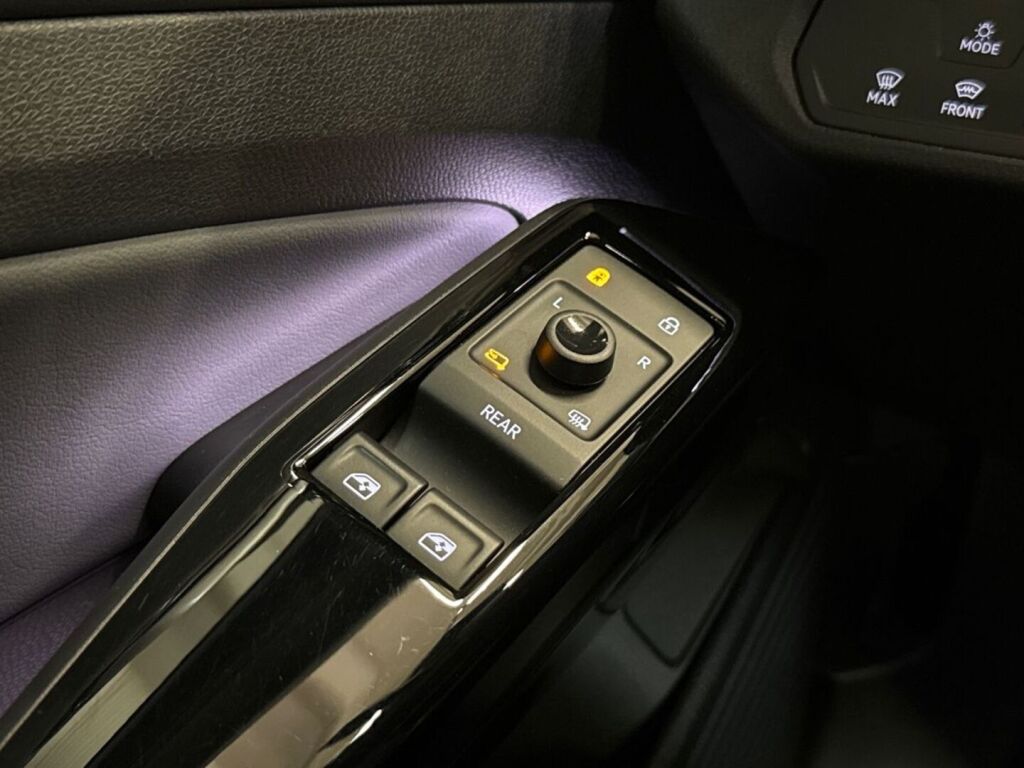 Volkswagen ID.4 2023 Blue Dusk Metallic
