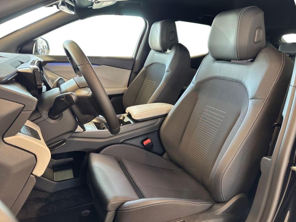 Ford Capri 2026 Agate Black