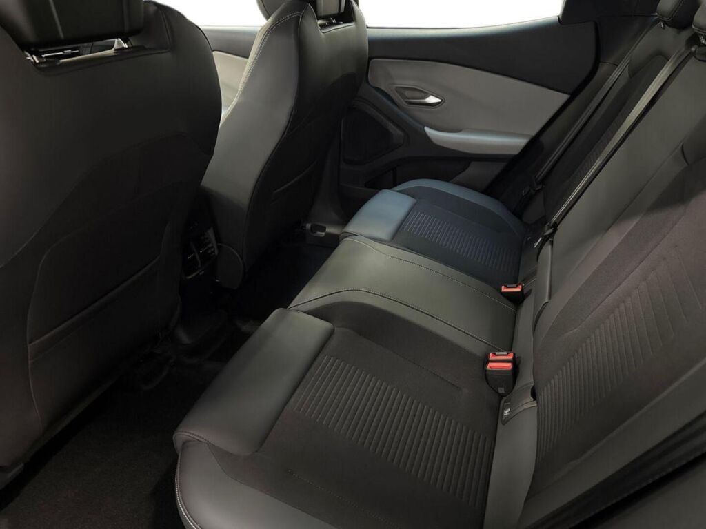 Ford Explorer 2026 Musta