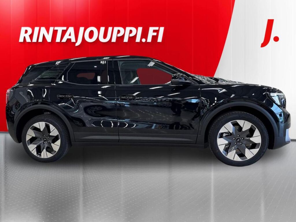 Ford Explorer 2026 Musta