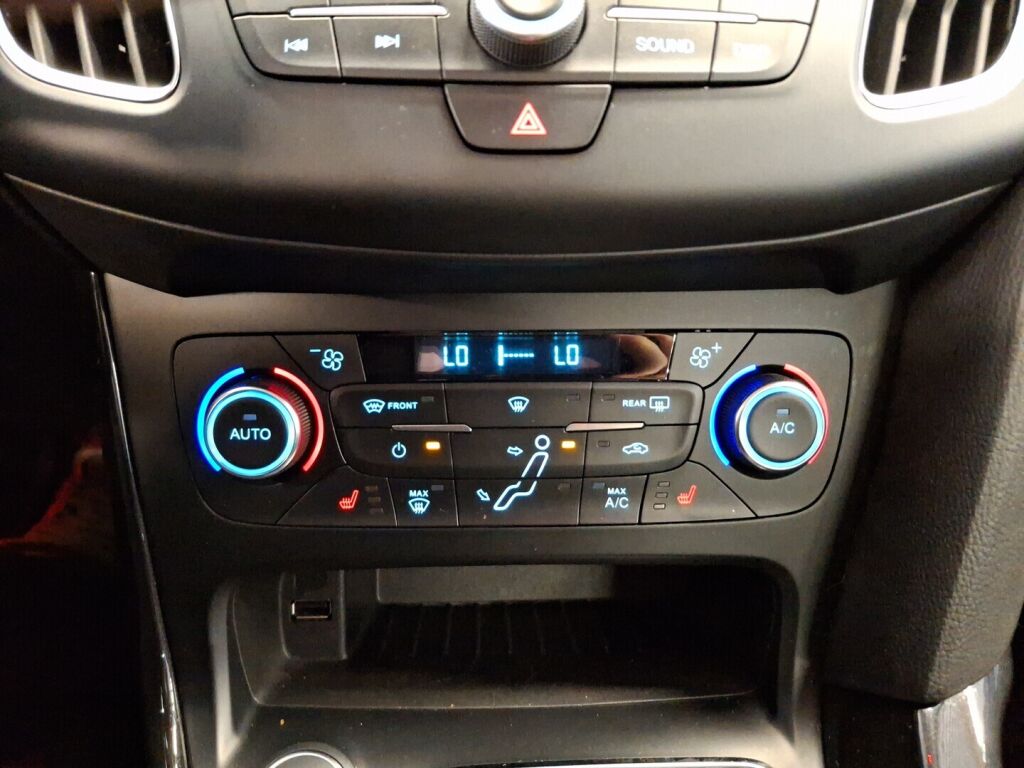 Ford Focus 2016 Harmaa