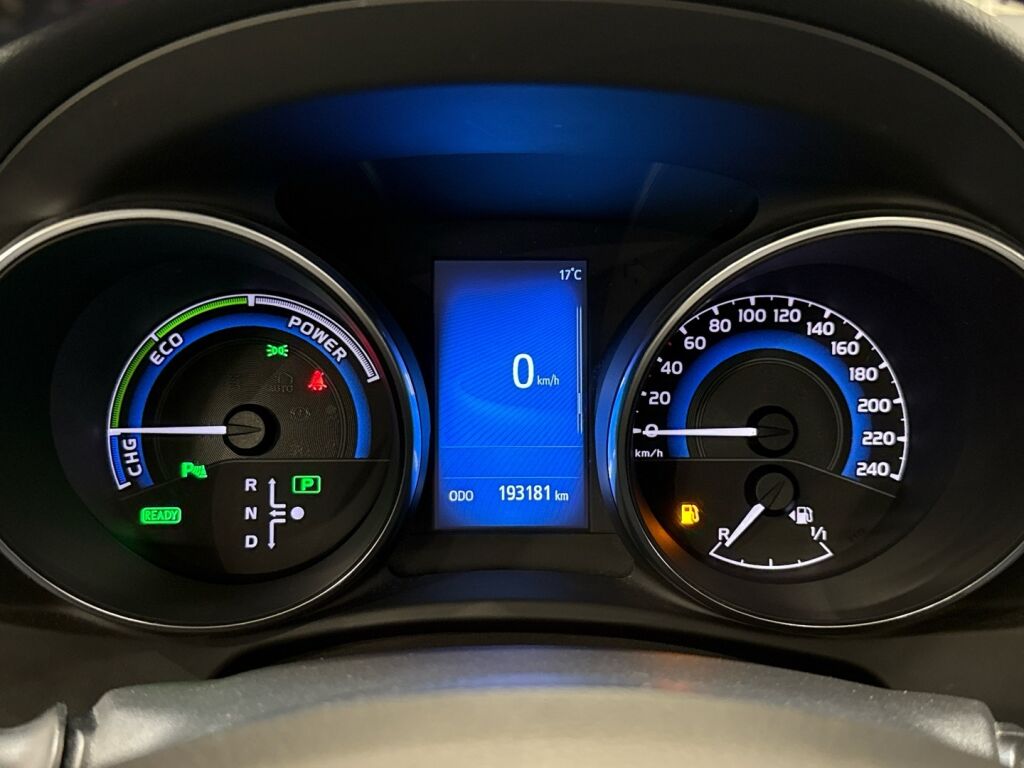 Toyota Auris 2016 Sininen