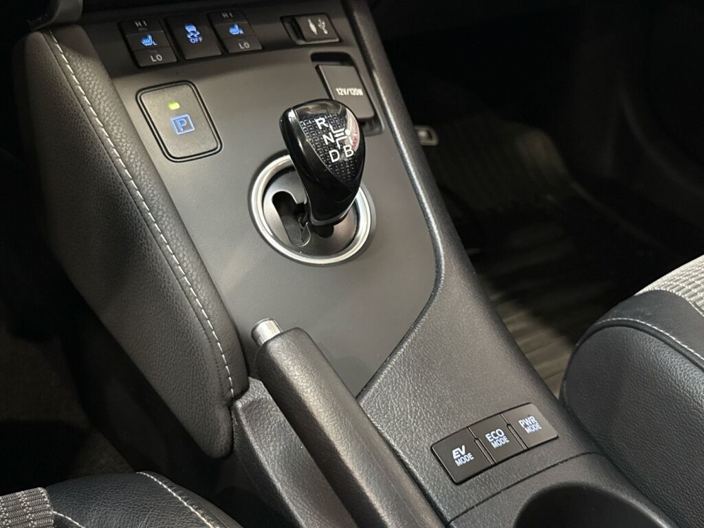 Toyota Auris 2016 Sininen