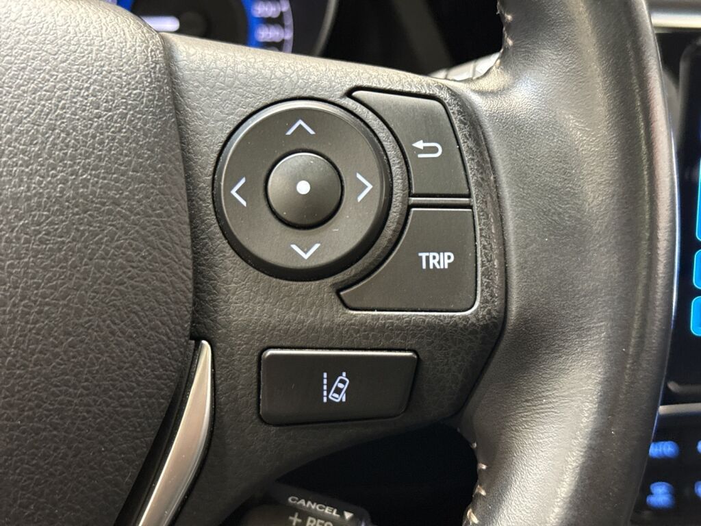 Toyota Auris 2016 Sininen