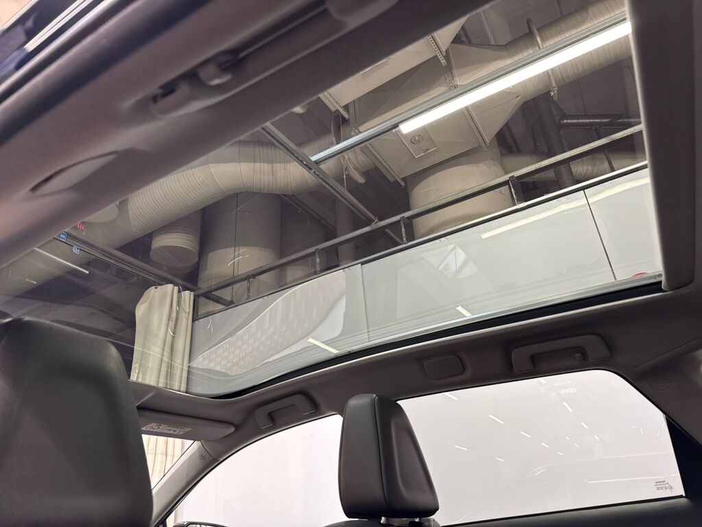 Toyota Auris 2016 Sininen