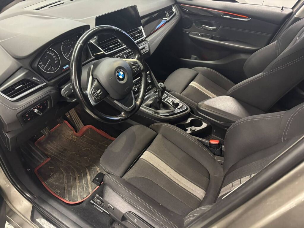 BMW 216 2016 Hopea