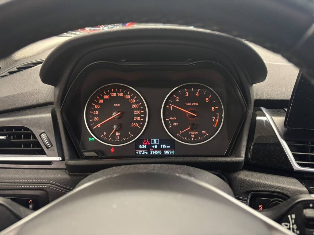 BMW 216 2016 Hopea