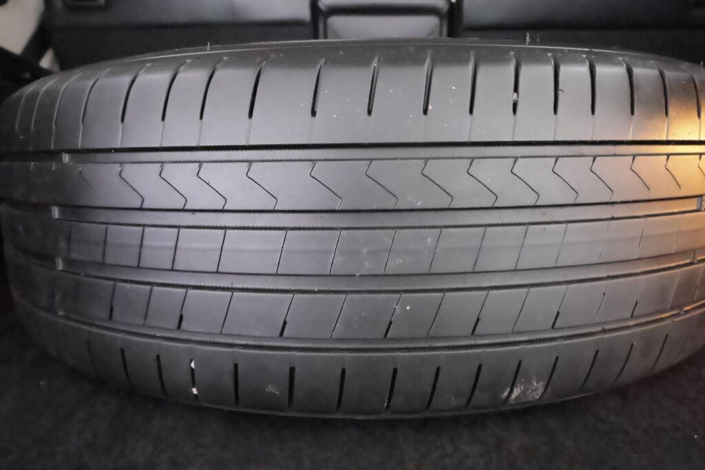 Nissan X-Trail 2016 Musta