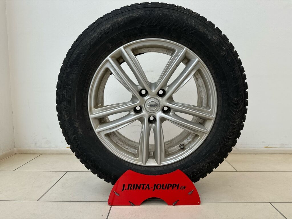 Nissan X-Trail 2016 Musta