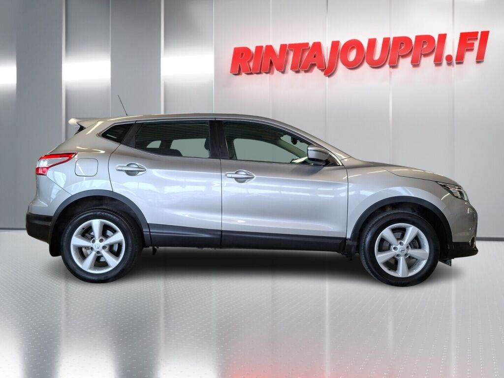 Nissan Qashqai 2016 Hopea