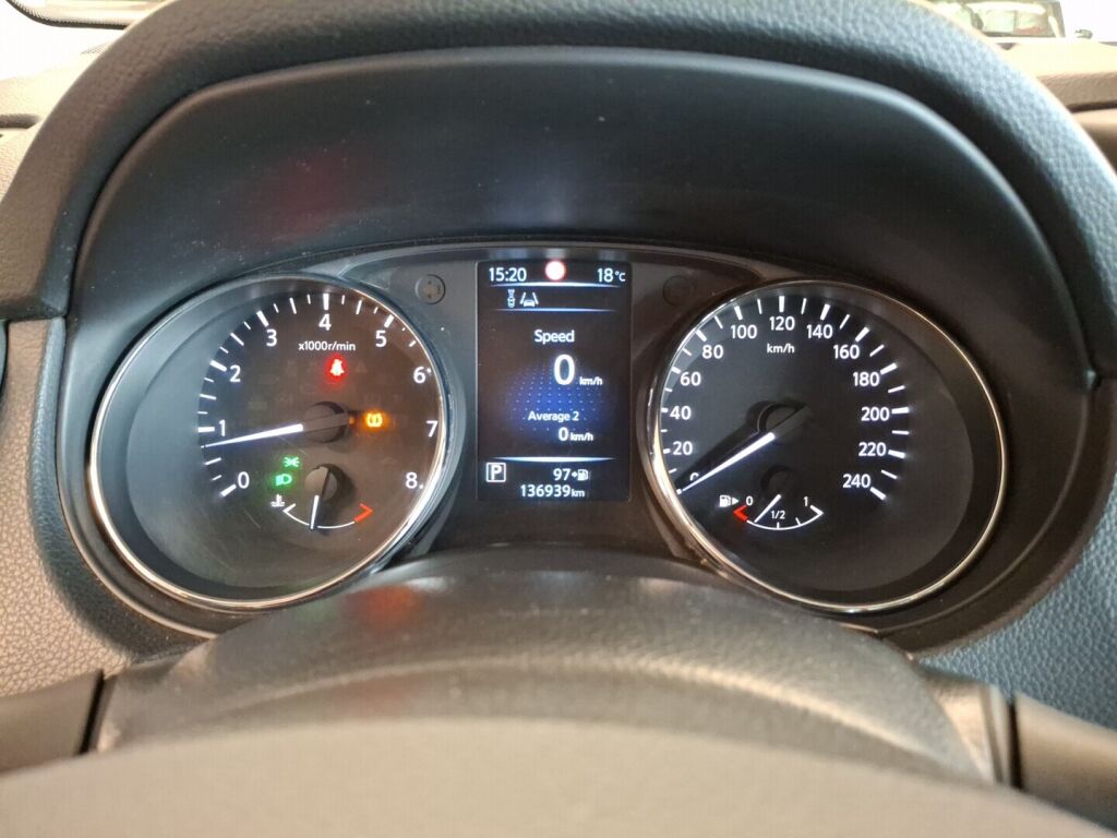 Nissan Qashqai 2016 Hopea