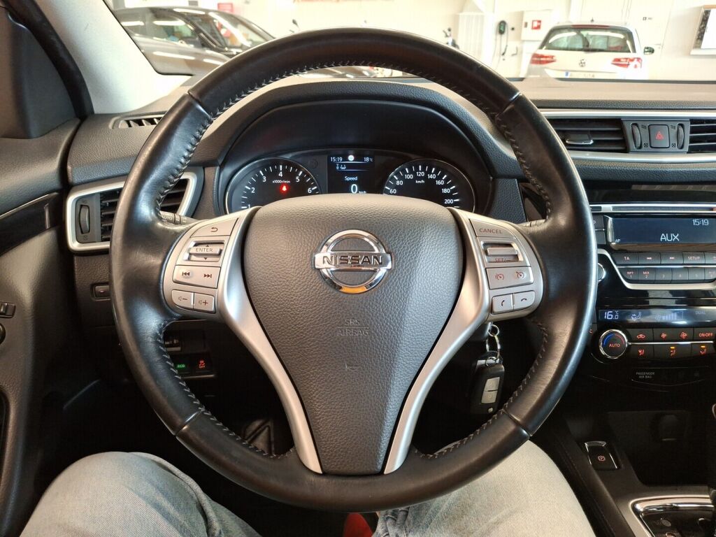 Nissan Qashqai 2016 Hopea