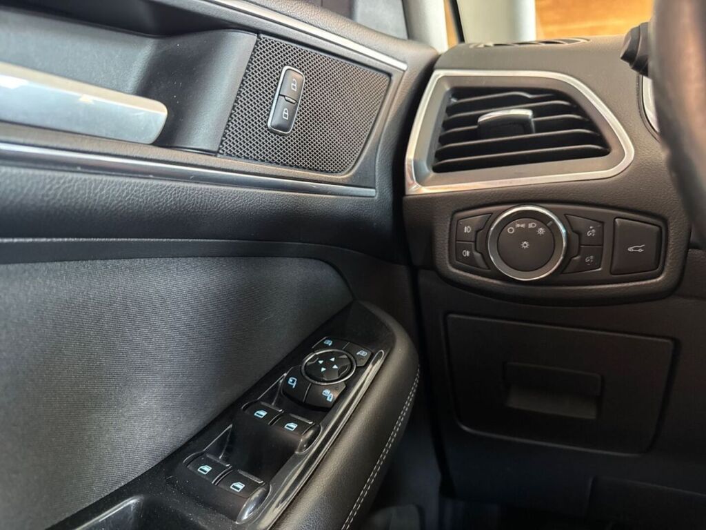 Ford S-Max 2017 Vihreä