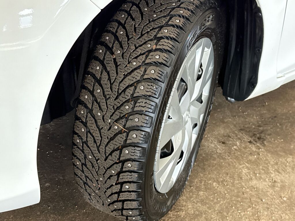 Toyota Yaris 2016 Valkoinen