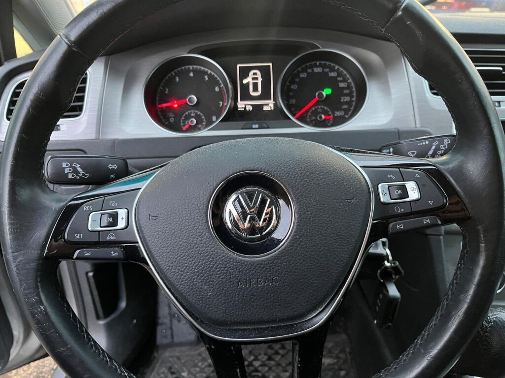 Volkswagen Golf 2016 Harmaa
