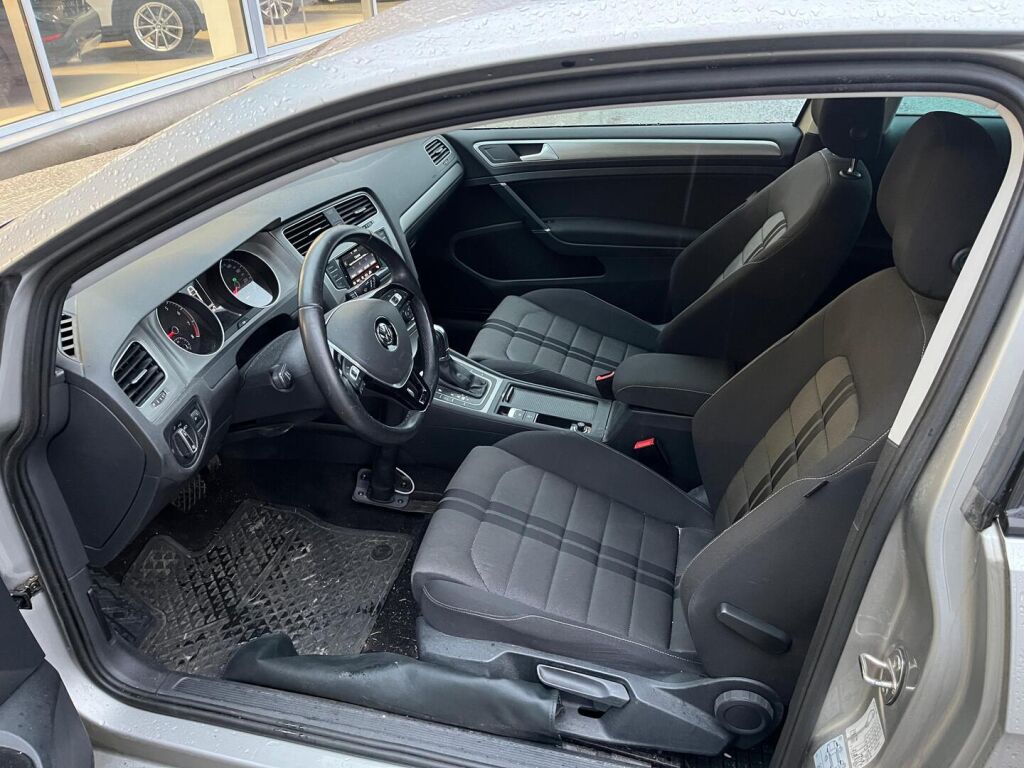Volkswagen Golf 2016 Harmaa