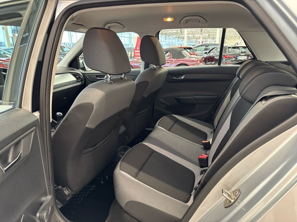 Skoda Fabia 2016 Harmaa