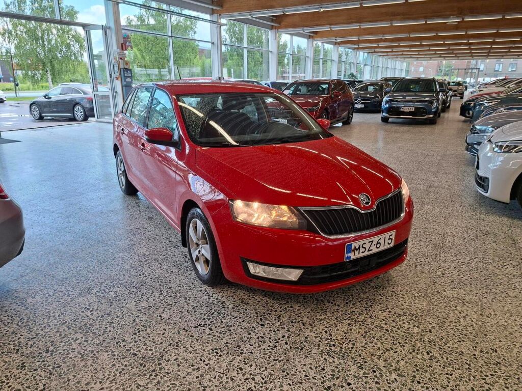 Skoda Rapid 2016 Punainen