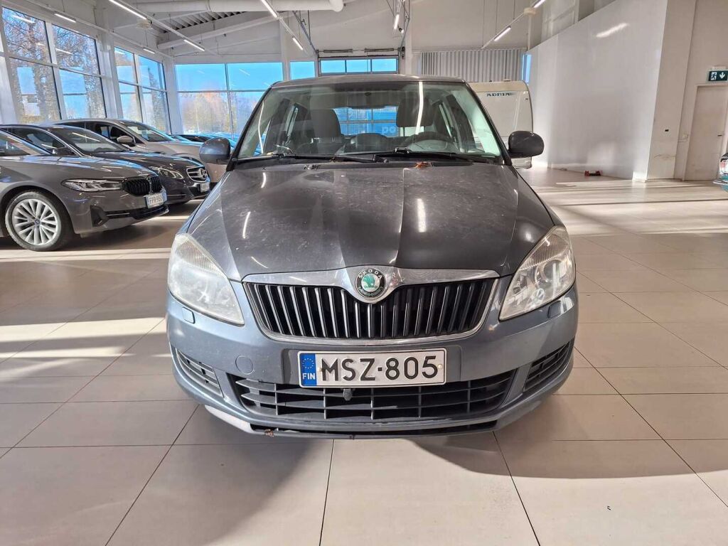 Skoda Fabia 2010 Harmaa