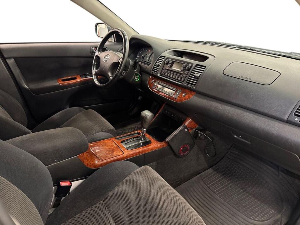 Toyota Camry 2002 Vihreä