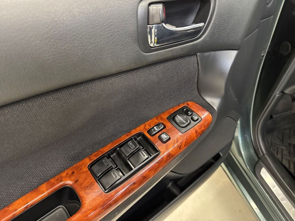 Toyota Camry 2002 Vihreä