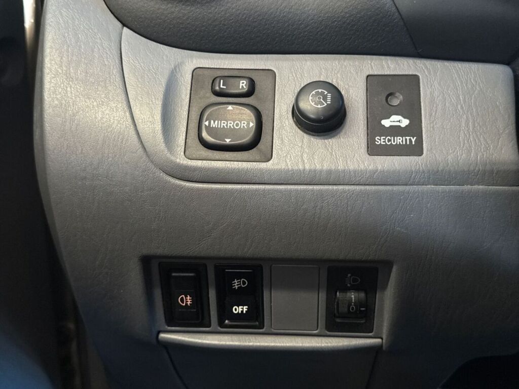 Toyota RAV4 2002 Hopea
