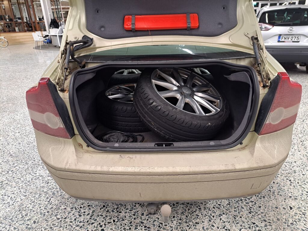 Volvo S40 2005 Vihreä