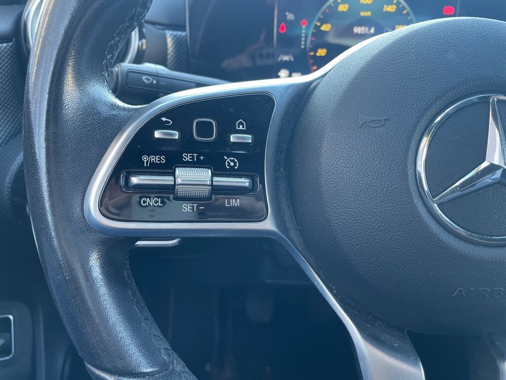 Mercedes-Benz A 2020 Valkoinen