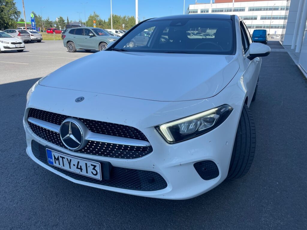 Mercedes-Benz A 2020 Valkoinen